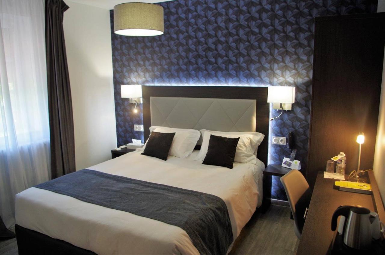 Logis Hotel Les Platanes Reyssouze Exterior photo